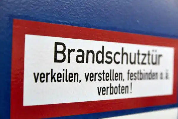 Brand- und Rauchschutztüren im Betrieb
